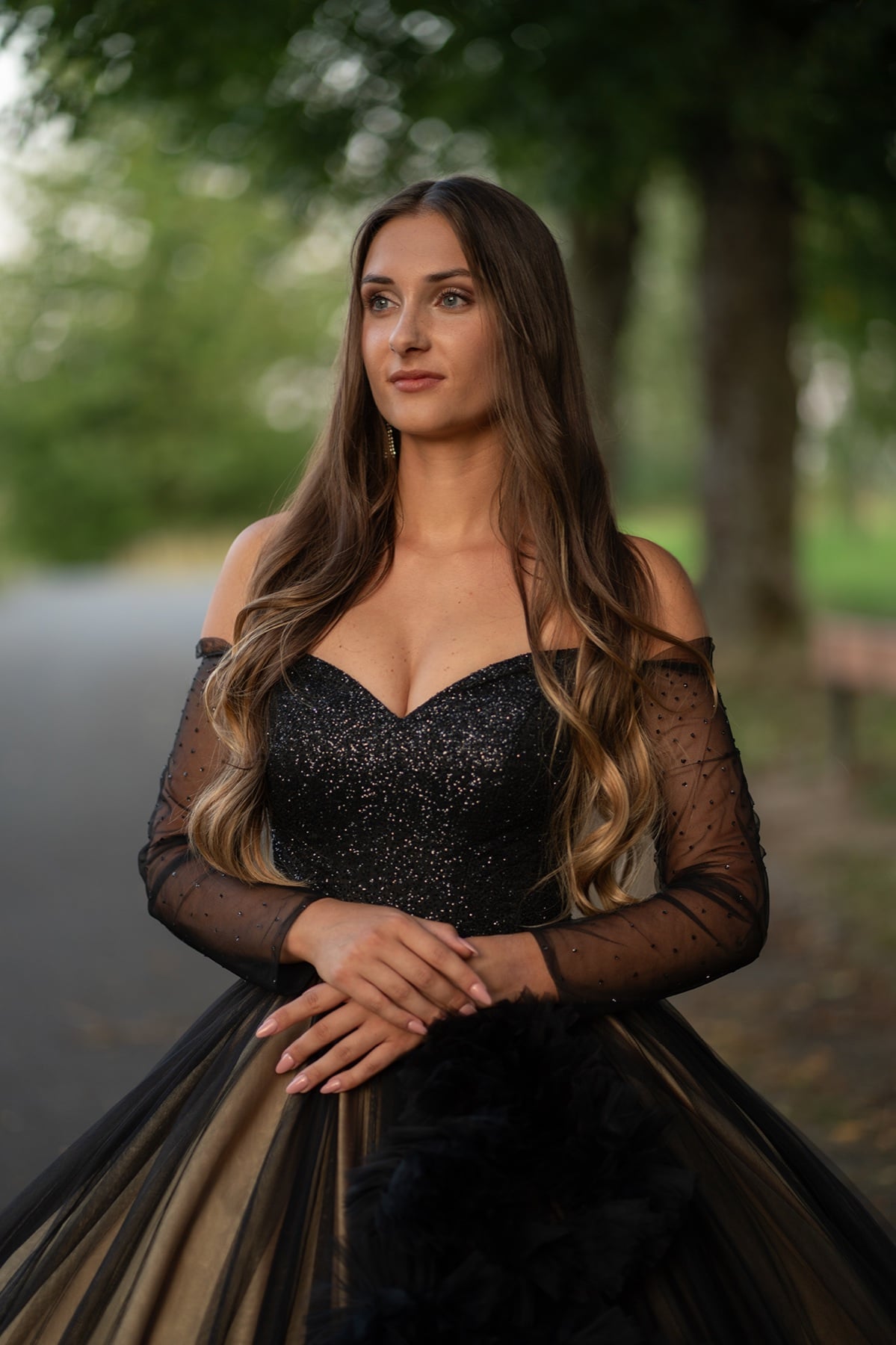 Natural light evening portrait outdoors, straight out of camera